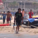 Пляжи Туниса охраняют сотни вооруженных полицейских